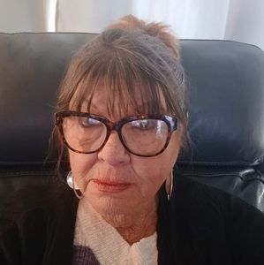 Meet your Posher, Lea ann